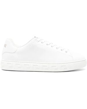 Versace Baskets À Motif Greca Embossé - Blanc