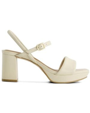 Bernardo Buckle-Fastening Sandals - Natural