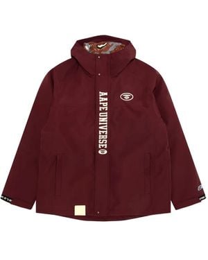 Aape By A Bathing Ape Omkeerbaar Jack Met Logoplakkaat En Capuchon - Rood