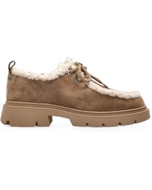 Inuikii Mocabee Curly Shoes - Brown