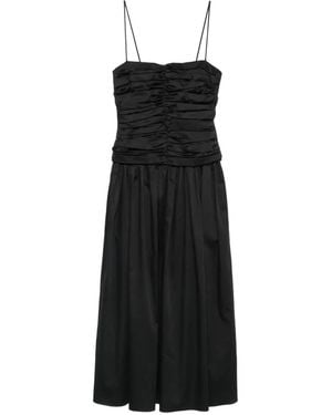 TOVE Gerafftes Amina Midikleid - Schwarz