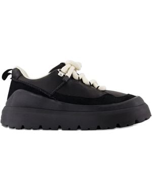 UGG Heritage Utility Leather Lace-Up Trainers - Black