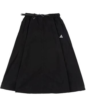 Nike "Smith Summit"Pleated Midi Skirt - Black