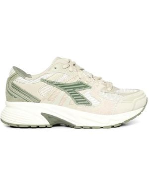 Diadora Mythos Star Panelled Trainers - White