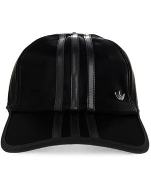 adidas Tech Premium Three-Stripe Hat - Black