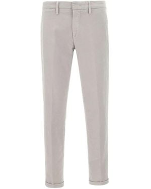 Re-hash Pantalones con dobladillo con vuelta - Gris