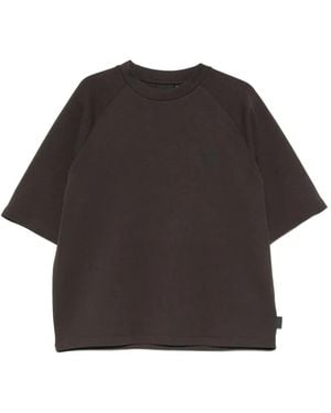 OUTHERE Logo-Patch Raglan-Sleeve T-Shirt - Black