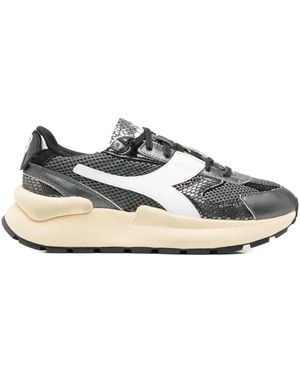 Diadora Mercury Elite Cobra Used Trainers - White