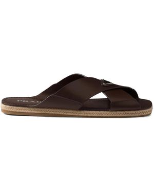 Prada Sandalen Mit Überkreuzten Riemen - Braun