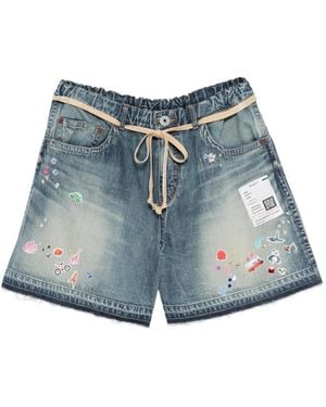 Maison Mihara Yasuhiro Sticker-Print Frayed Denim Shorts - Blue