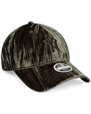 KTZ 9Twenty Velour Ny Yankees Cap - Black