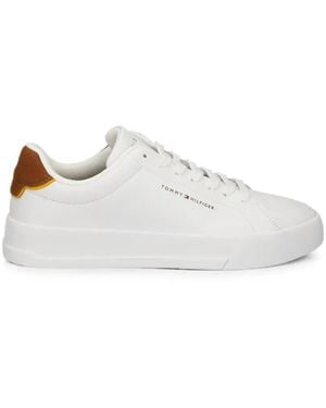 Tommy Hilfiger Logo-Print Lace-Up Low-Top. Sneakers - White