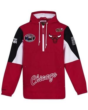 Mitchell & Ness Hoodie Met Chicago Bulls-Patch - Rood