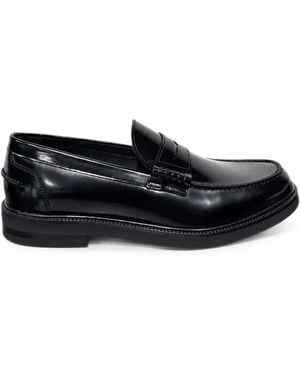 Poche Paris Cipele Polished Leather Loafers - Black