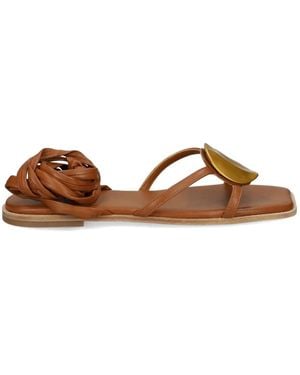 Vic Matié Sandales Nouées À Ornements - Brown