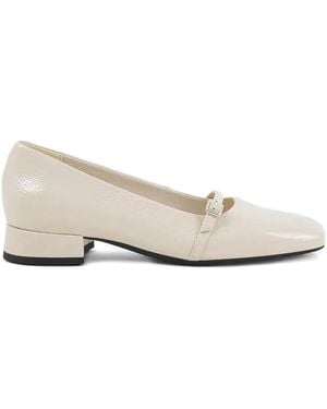 Vagabond Shoemakers Debbi Buckle Square-Toe Court Shoes - Natural