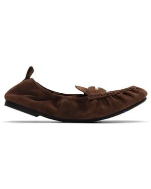 Burberry Logo Plaque Loafers - Brown