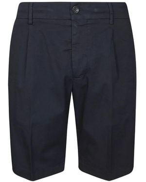 BE ABLE Richard Pleated-Front Shorts - Blue