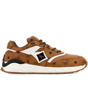 MCM Skywander sneakers - Braun
