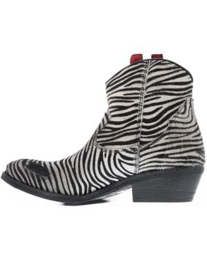 Paris Punk Botas De Pelo De Poni Con Estampado De Cebra - Negro