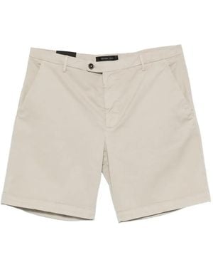 Michael Coal Button-Fastening Shorts - White