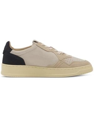 Autry Medalist Low Tricolour Sneakers - White