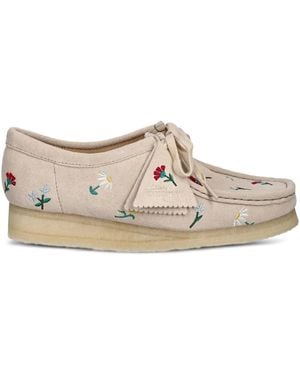 Clarks Embroidered Shoes - ブラウン