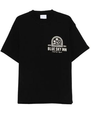 BLUE SKY INN Resort Logo T-Shirt - Black