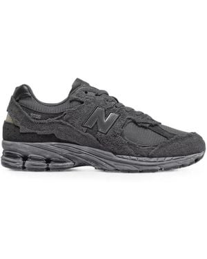New Balance 2002R Distressed-Effect Trainers - Grey
