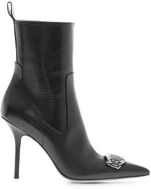 DSquared² Gothic Logo-Plaque Ankle Boots - Black
