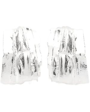 Completedworks Pendientes De Aro Texturizados - Blanco