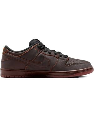 Nike Dunk Sb Sneakers - Bruin