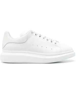 McQueen "Larry Oversize" Trainers - White