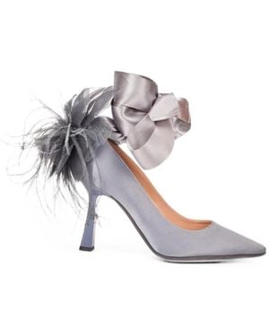 Alberta Ferretti Feather-Embellished Bow-Detail Court Shoes - White