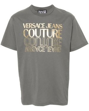 【関税&送料込】Versace Jeans Couture Zebra Rhinestone Logo Versace Jeans Couture Zebra Rhinestone Logo T-Shirt in Gray