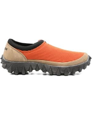 Salomon Ribbed Slip-on Sneakers - ブラウン