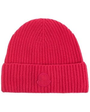 Moncler Ribbed Logo Patch Beanie - Red