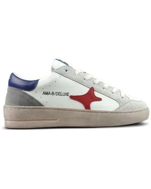 AMA BRAND Star-Patch Sneakers - White