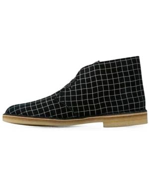 Clarks Grid-Pattern Desert Boots - Black
