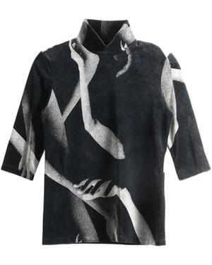 Issey Miyake Graphic-Print Mock-Neck Top - Black