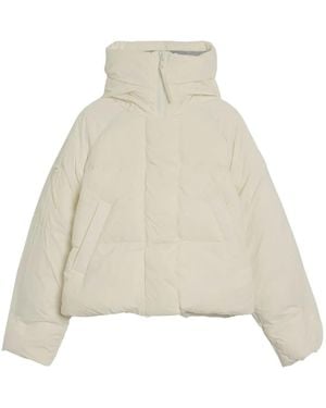Canada Goose High-Neck Chilliwack Puffer - White