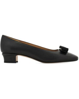 Ferragamo Vara Pumps - Black