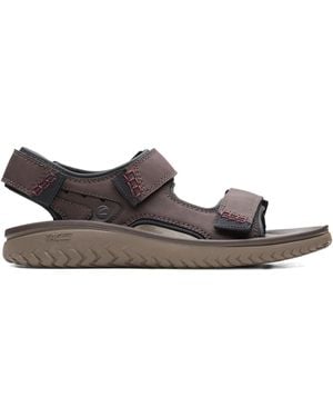 Clarks Wesley Bay サンダル - ブラウン