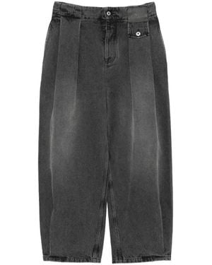 Loewe Jeans Met Leren Patch Met Reliëf - Grijs