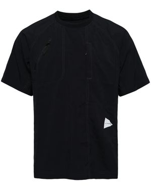 and wander Contrast-Stitching Paneled T-Shirt - Black