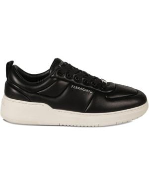 Ferragamo Gewatteerde Slippers - Zwart