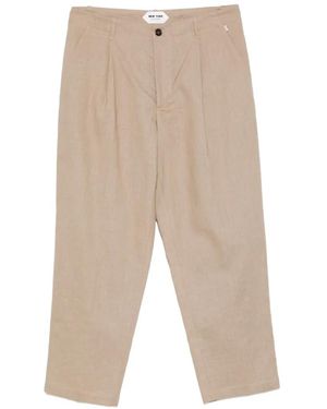 NEW YORK RESIDENT Andrew Pleated Trousers - White