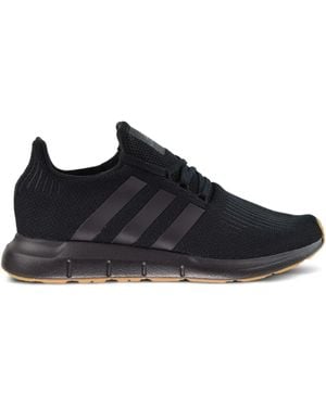 adidas Swift Run 1.0 "black Gum" スニーカー - ブラック