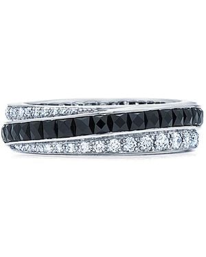 Fred Leighton 18Kt Onyx And Diamond Diagonal Stripe Eternity Band Ring - Multicolour