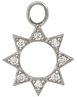 Lark & Berry Charm Summer Sun En Oro Blanco De 9 Ct Con Diamantes